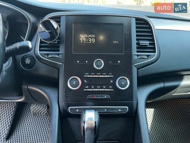 Сірий Рено Talisman, об'ємом двигуна 1.6 л та пробігом 288 тис. км за 13000 $, фото 21 на Automoto.ua