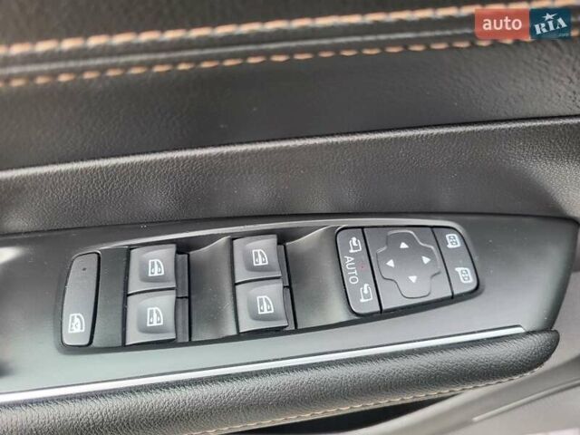 Рено Talisman 2016 в Луцке на Automoto.ua Серый Рено Talisman, объемом двигателя 1.6 л и пробегом 171 тыс. км за 17700 $, фото 31 на Automoto.ua