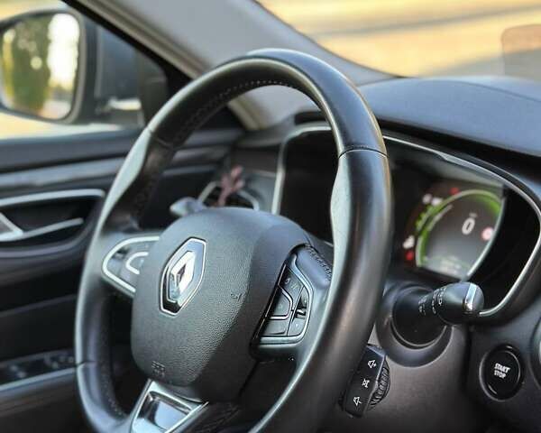 Сірий Рено Talisman, об'ємом двигуна 1.6 л та пробігом 238 тис. км за 13700 $, фото 55 на Automoto.ua
