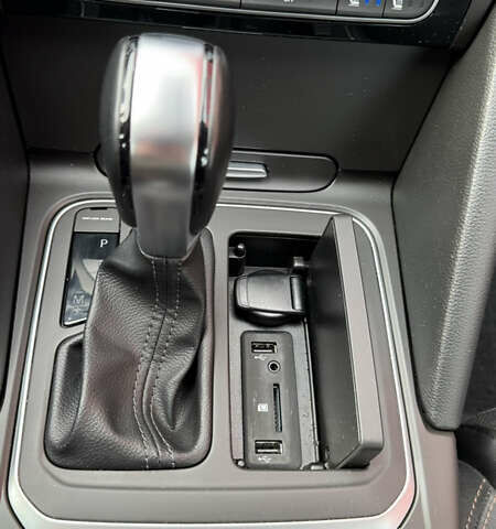 Серый Рено Talisman, объемом двигателя 1.6 л и пробегом 124 тыс. км за 17500 $, фото 41 на Automoto.ua