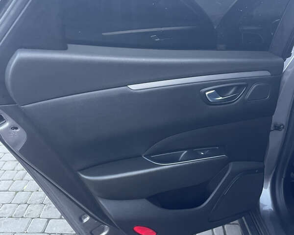 Серый Рено Talisman, объемом двигателя 1.46 л и пробегом 245 тыс. км за 12500 $, фото 15 на Automoto.ua