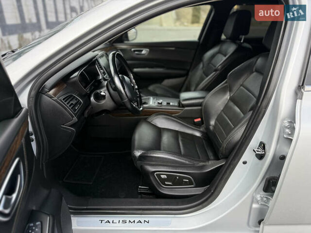 Серый Рено Talisman, объемом двигателя 1.5 л и пробегом 205 тыс. км за 14500 $, фото 55 на Automoto.ua