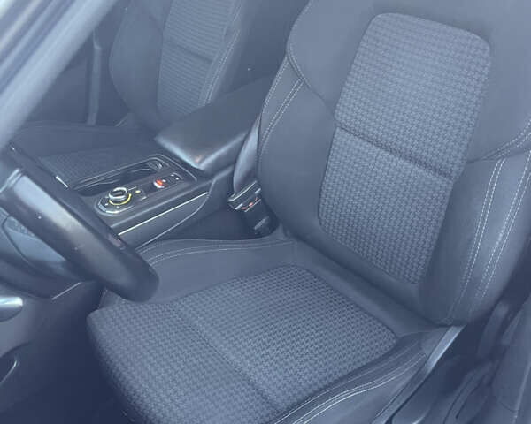 Серый Рено Talisman, объемом двигателя 1.46 л и пробегом 245 тыс. км за 12500 $, фото 17 на Automoto.ua