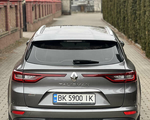 Серый Рено Talisman, объемом двигателя 1.6 л и пробегом 250 тыс. км за 14000 $, фото 5 на Automoto.ua