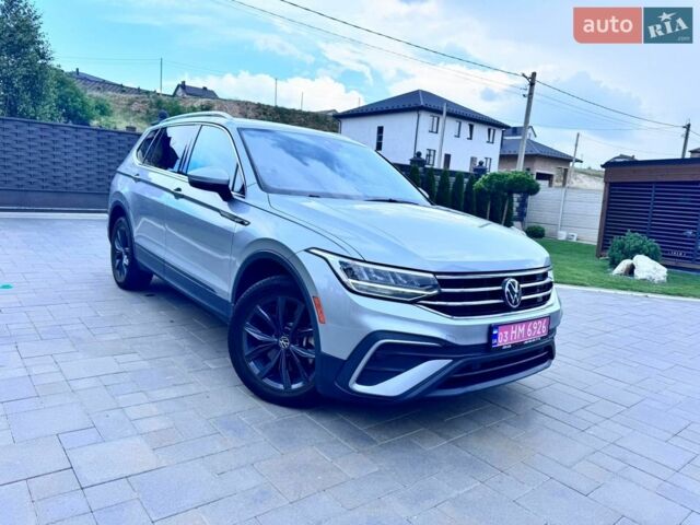 Сірий Рено Talisman, об'ємом двигуна 1.5 л та пробігом 221 тис. км за 14500 $, фото 25 на Automoto.ua