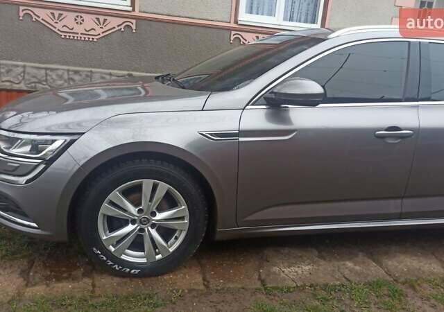 Серый Рено Talisman, объемом двигателя 1.6 л и пробегом 252 тыс. км за 12900 $, фото 4 на Automoto.ua