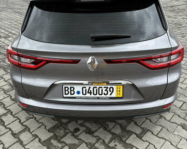 Серый Рено Talisman, объемом двигателя 2 л и пробегом 173 тыс. км за 18832 $, фото 7 на Automoto.ua