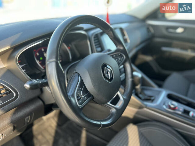 Серый Рено Talisman, объемом двигателя 2 л и пробегом 193 тыс. км за 14600 $, фото 31 на Automoto.ua