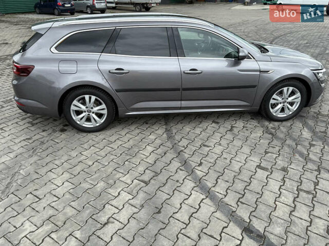 Серый Рено Talisman, объемом двигателя 2 л и пробегом 173 тыс. км за 18832 $, фото 9 на Automoto.ua