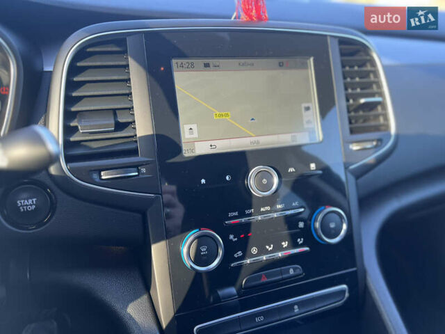 Серый Рено Talisman, объемом двигателя 2 л и пробегом 193 тыс. км за 14600 $, фото 5 на Automoto.ua