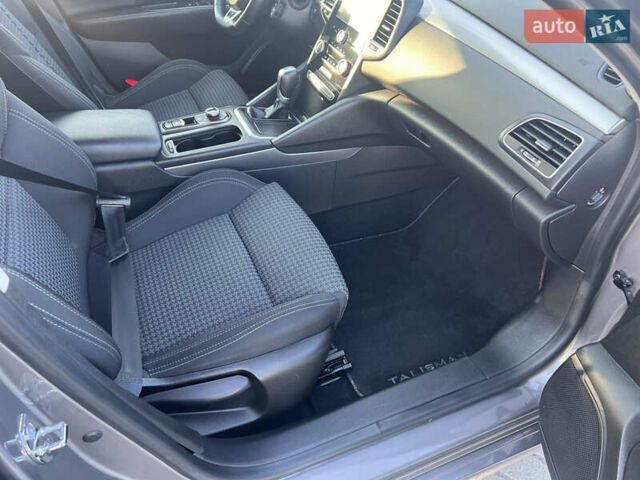 Серый Рено Talisman, объемом двигателя 2 л и пробегом 193 тыс. км за 14600 $, фото 19 на Automoto.ua