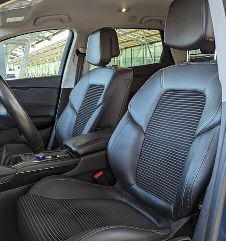 Синий Рено Talisman, объемом двигателя 1.5 л и пробегом 228 тыс. км за 15500 $, фото 32 на Automoto.ua