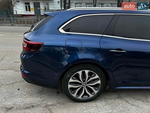Синий Рено Talisman, объемом двигателя 1.5 л и пробегом 227 тыс. км за 15440 $, фото 5 на Automoto.ua