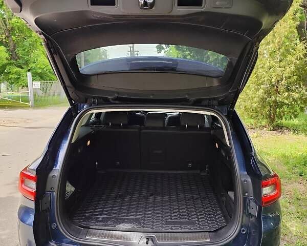 Синий Рено Talisman, объемом двигателя 1.5 л и пробегом 196 тыс. км за 14500 $, фото 7 на Automoto.ua