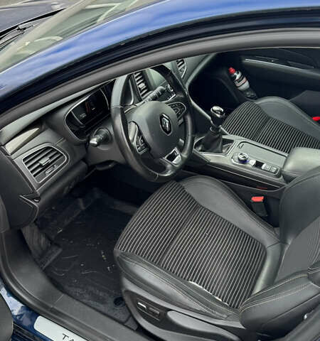 Синий Рено Talisman, объемом двигателя 1.6 л и пробегом 197 тыс. км за 15000 $, фото 3 на Automoto.ua
