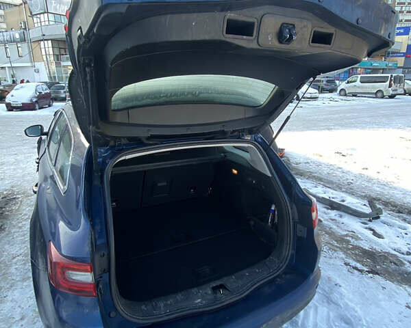 Синий Рено Talisman, объемом двигателя 1.5 л и пробегом 305 тыс. км за 6899 $, фото 7 на Automoto.ua