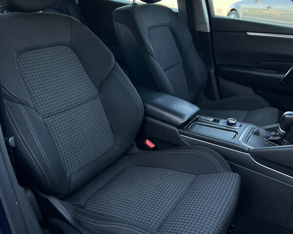 Синій Рено Talisman, об'ємом двигуна 1.5 л та пробігом 212 тис. км за 12300 $, фото 37 на Automoto.ua