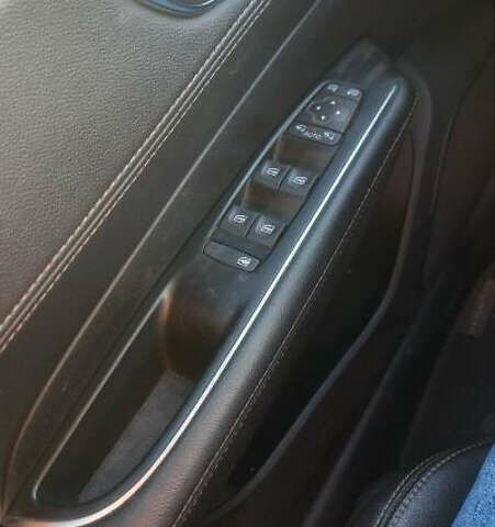 Синий Рено Talisman, объемом двигателя 1.6 л и пробегом 255 тыс. км за 11999 $, фото 10 на Automoto.ua