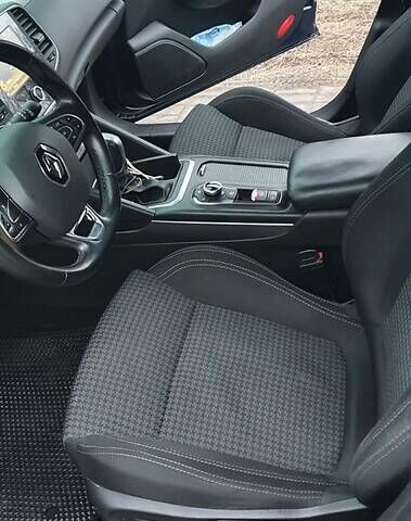 Синий Рено Talisman, объемом двигателя 1.5 л и пробегом 168 тыс. км за 13700 $, фото 4 на Automoto.ua