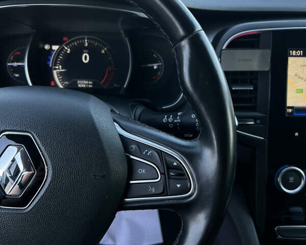 Синій Рено Talisman, об'ємом двигуна 1.5 л та пробігом 212 тис. км за 12300 $, фото 59 на Automoto.ua