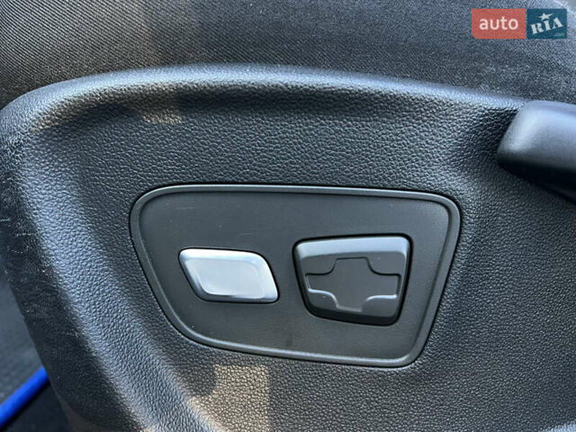 Синий Рено Talisman, объемом двигателя 1.5 л и пробегом 212 тыс. км за 14500 $, фото 47 на Automoto.ua