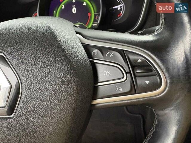 Синий Рено Talisman, объемом двигателя 1.6 л и пробегом 177 тыс. км за 16100 $, фото 38 на Automoto.ua