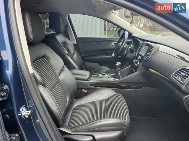Синій Рено Talisman, об'ємом двигуна 1.6 л та пробігом 177 тис. км за 16099 $, фото 10 на Automoto.ua