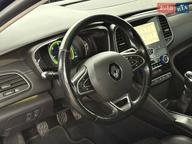 Синий Рено Talisman, объемом двигателя 1.6 л и пробегом 177 тыс. км за 16100 $, фото 19 на Automoto.ua