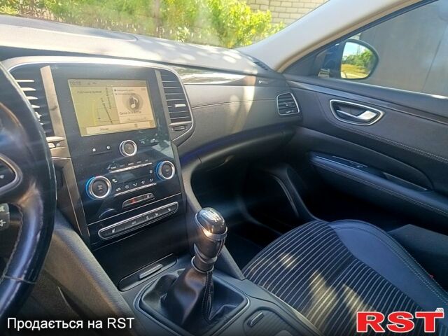 Синий Рено Talisman, объемом двигателя 1.6 л и пробегом 176 тыс. км за 15600 $, фото 5 на Automoto.ua
