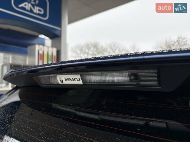 Синий Рено Talisman, объемом двигателя 1.6 л и пробегом 177 тыс. км за 16100 $, фото 56 на Automoto.ua