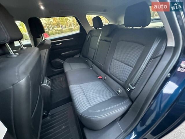 Синий Рено Talisman, объемом двигателя 1.6 л и пробегом 160 тыс. км за 14290 $, фото 9 на Automoto.ua