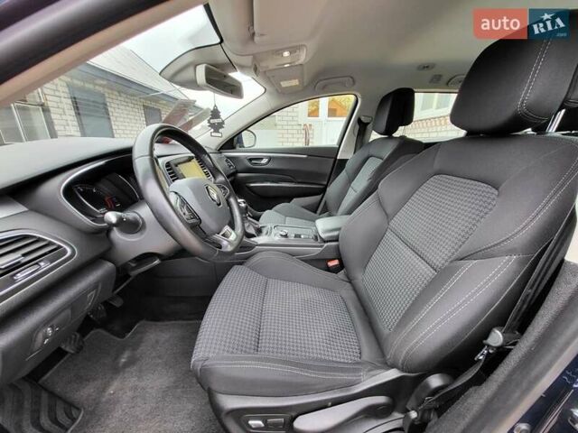 Синий Рено Talisman, объемом двигателя 1.5 л и пробегом 221 тыс. км за 14650 $, фото 47 на Automoto.ua