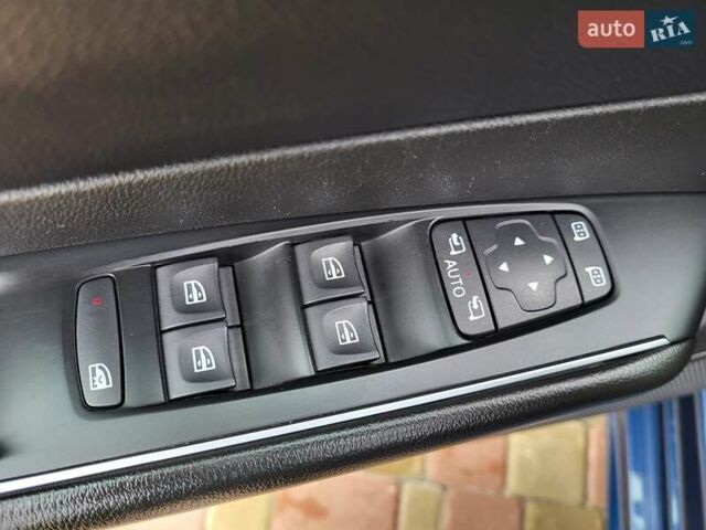 Синий Рено Talisman, объемом двигателя 1.5 л и пробегом 221 тыс. км за 14650 $, фото 49 на Automoto.ua