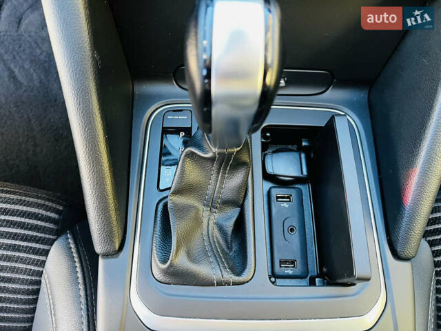 Синий Рено Talisman, объемом двигателя 2 л и пробегом 180 тыс. км за 18700 $, фото 37 на Automoto.ua