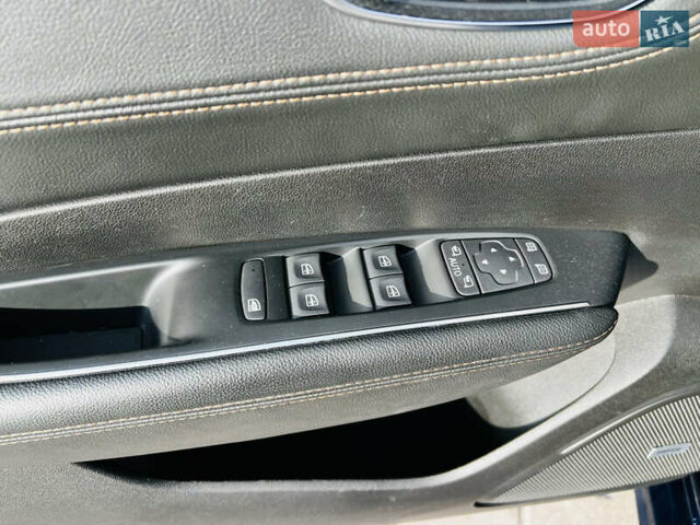 Синій Рено Talisman, об'ємом двигуна 2 л та пробігом 180 тис. км за 18700 $, фото 27 на Automoto.ua