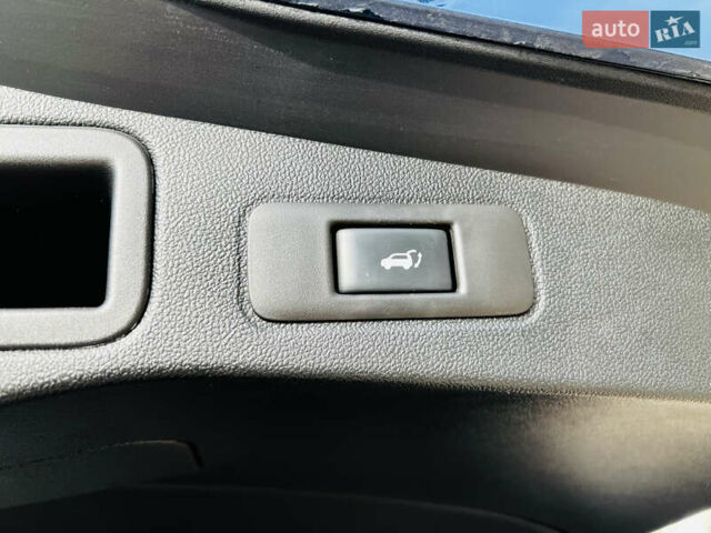 Синій Рено Talisman, об'ємом двигуна 2 л та пробігом 180 тис. км за 18700 $, фото 64 на Automoto.ua