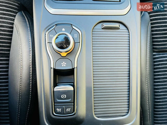 Синий Рено Talisman, объемом двигателя 2 л и пробегом 180 тыс. км за 18700 $, фото 35 на Automoto.ua