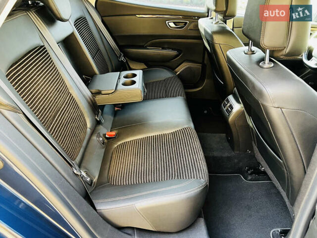 Синій Рено Talisman, об'ємом двигуна 2 л та пробігом 180 тис. км за 18700 $, фото 60 на Automoto.ua