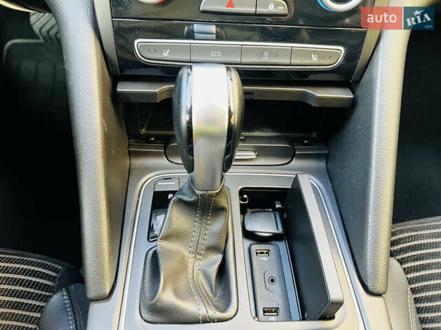 Синій Рено Talisman, об'ємом двигуна 2 л та пробігом 180 тис. км за 18700 $, фото 40 на Automoto.ua