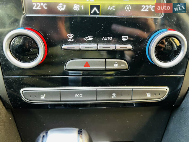 Синій Рено Talisman, об'ємом двигуна 2 л та пробігом 180 тис. км за 18700 $, фото 46 на Automoto.ua