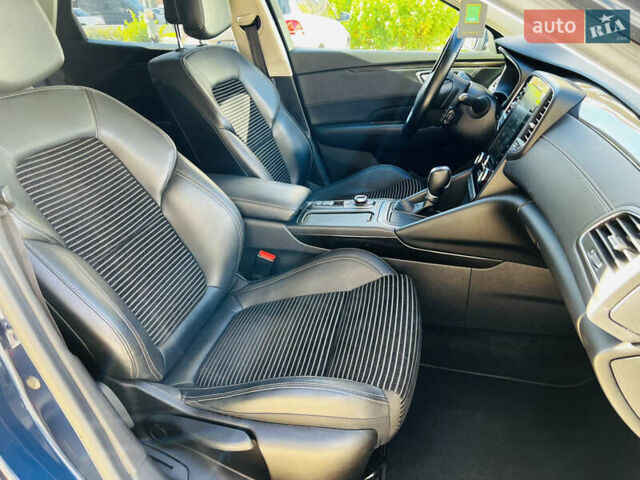 Синий Рено Talisman, объемом двигателя 2 л и пробегом 180 тыс. км за 18700 $, фото 41 на Automoto.ua