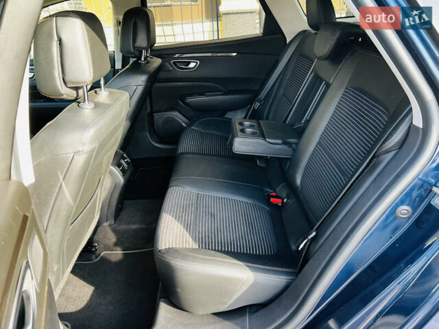 Синій Рено Talisman, об'ємом двигуна 2 л та пробігом 180 тис. км за 18700 $, фото 63 на Automoto.ua