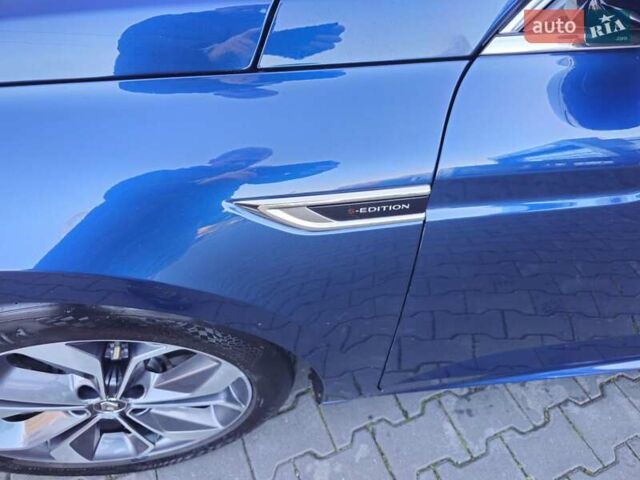 Рено Talisman 2020 в Луцке на Automoto.ua Синий Рено Talisman, объемом двигателя 2 л и пробегом 112 тыс. км за 19700 $, фото 11 на Automoto.ua