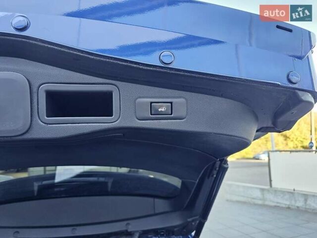 Рено Talisman 2020 в Луцке на Automoto.ua Синий Рено Talisman, объемом двигателя 2 л и пробегом 112 тыс. км за 19700 $, фото 42 на Automoto.ua