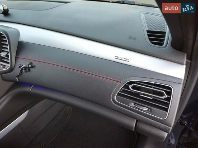 Рено Talisman 2020 в Луцке на Automoto.ua Синий Рено Talisman, объемом двигателя 2 л и пробегом 112 тыс. км за 19700 $, фото 37 на Automoto.ua