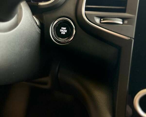 Синій Рено Talisman, об'ємом двигуна 2 л та пробігом 109 тис. км за 24200 $, фото 26 на Automoto.ua