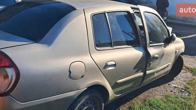 Бежевый Рено Талия, объемом двигателя 1.1 л и пробегом 140 тыс. км за 400 $, фото 5 на Automoto.ua
