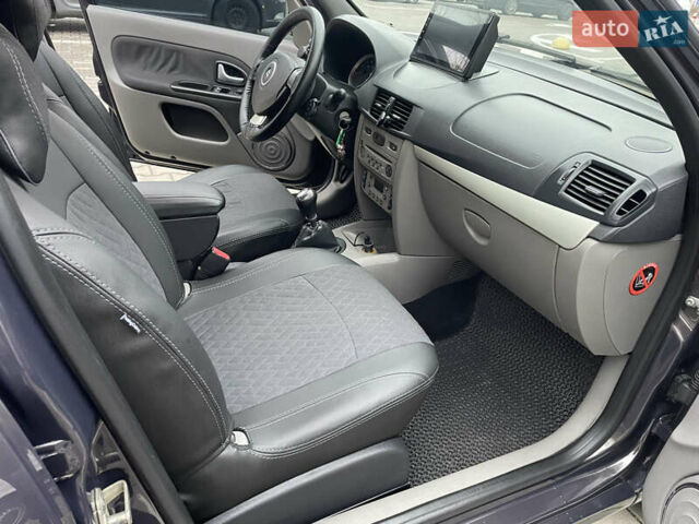 Коричневий Рено Талія, об'ємом двигуна 1.15 л та пробігом 153 тис. км за 4350 $, фото 14 на Automoto.ua