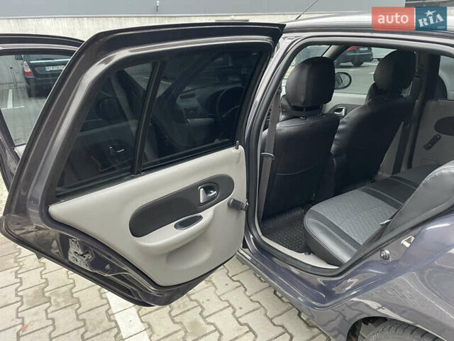 Коричневий Рено Талія, об'ємом двигуна 1.15 л та пробігом 153 тис. км за 4350 $, фото 18 на Automoto.ua