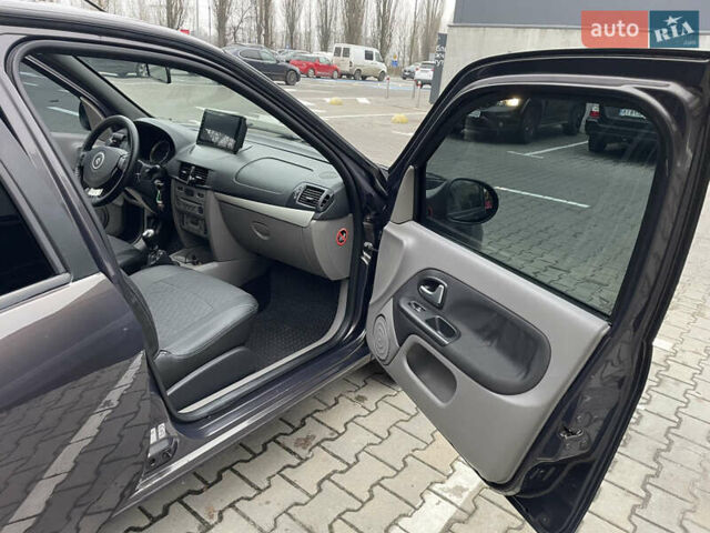 Коричневий Рено Талія, об'ємом двигуна 1.15 л та пробігом 153 тис. км за 4350 $, фото 15 на Automoto.ua